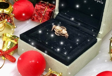 Sắc màu giáng sinh