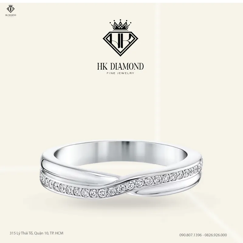 Tryst Single Row Pave Diamond Wedding Band