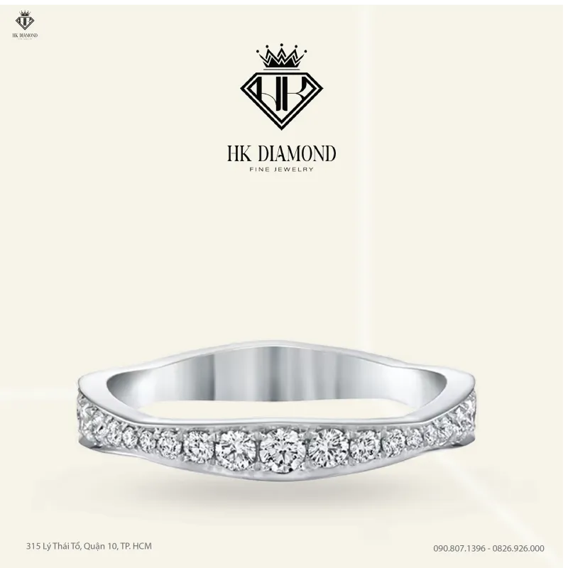 Wave Pave Diamond Wedding Band