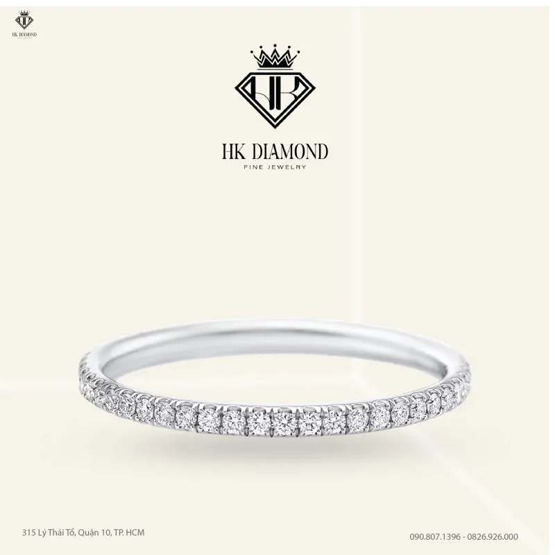 Micropavé Diamond Narrow Wedding Band