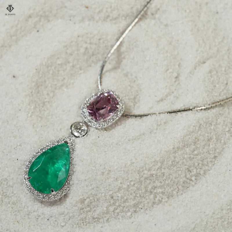 Vòng Cổ Kim Cương - Emerald - Spinel