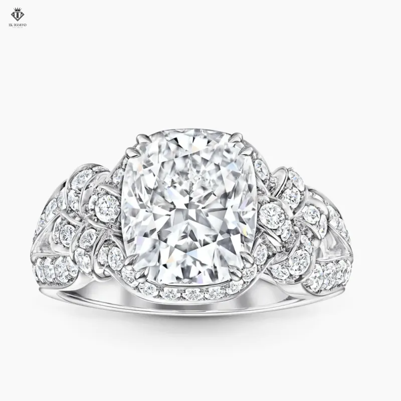 Bridal Couture Cushion-Cut Diamond  Ring