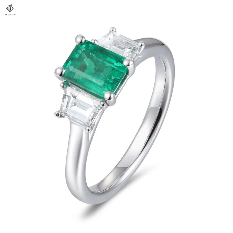 Nhẫn Emerald
