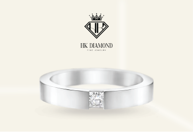 Princess-Cut Single Diamond Wedding Band