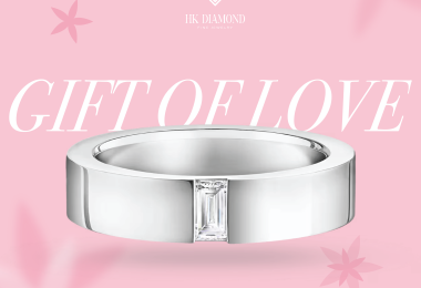 Baguette-Cut Vertical Single Diamond Wedding Band