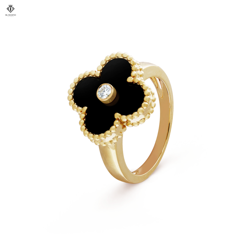 Van Cleef & Arpels Alhambra