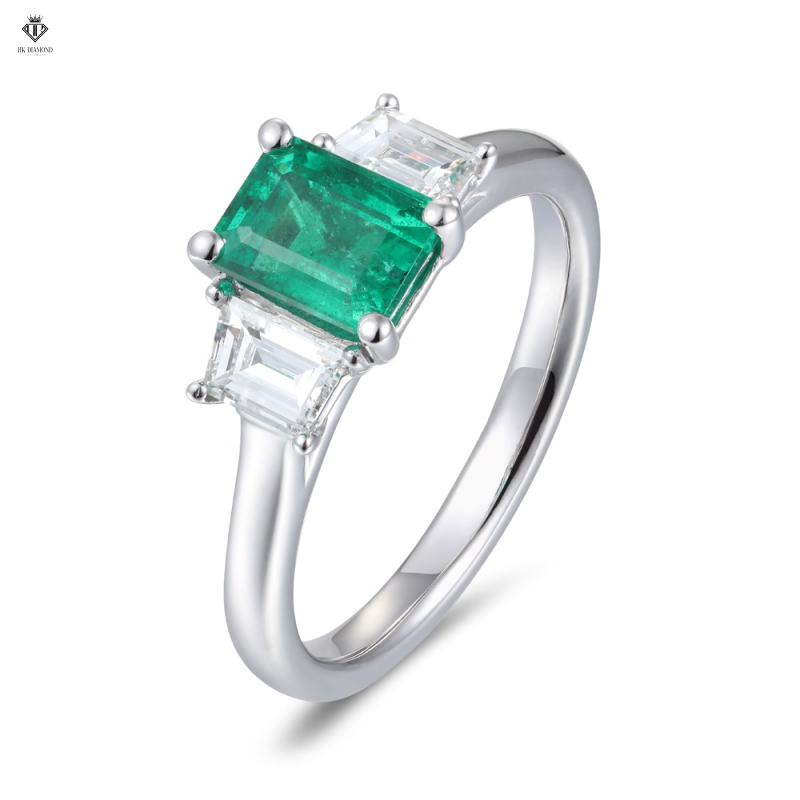 Nhẫn Emerald