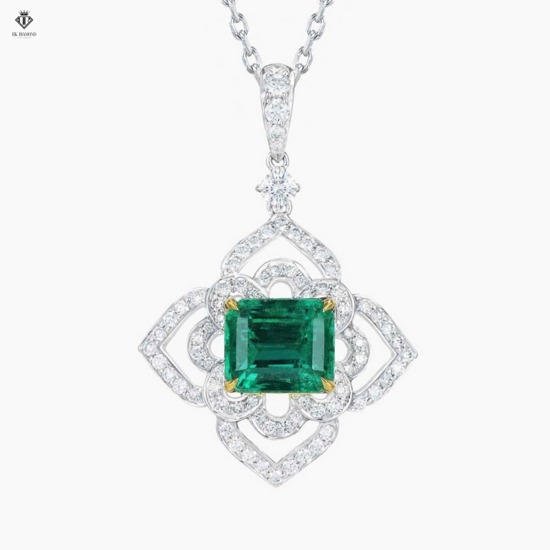 Princess Emerald Pendant